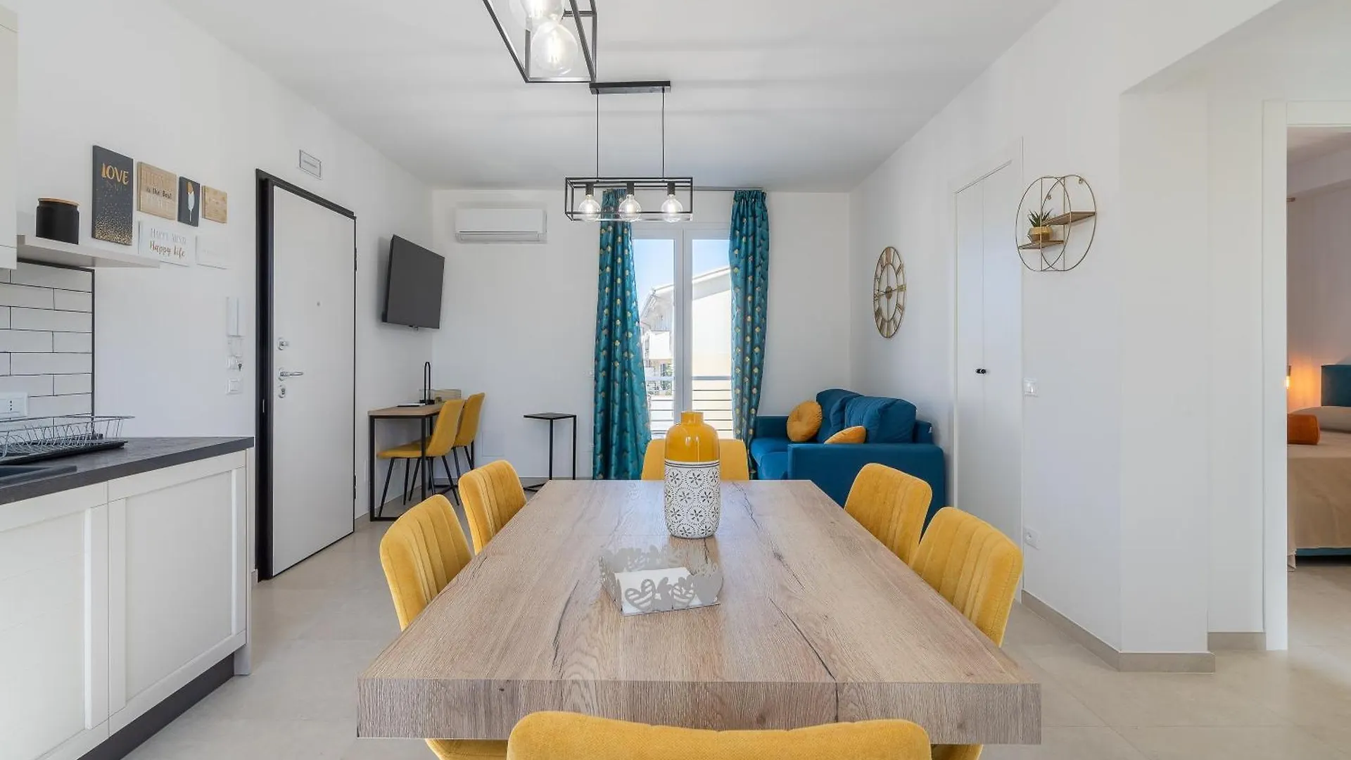 Boutique Apartment - Sea Family Avola 0*,  Italy